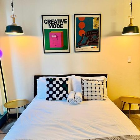 One Uptown Residences Bgc 따구익 외부 사진