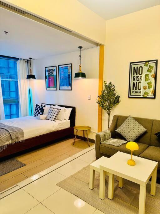 One Uptown Residences Bgc 따구익 외부 사진