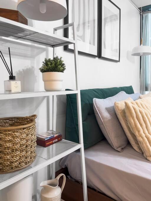 One Uptown Residences Bgc 따구익 외부 사진