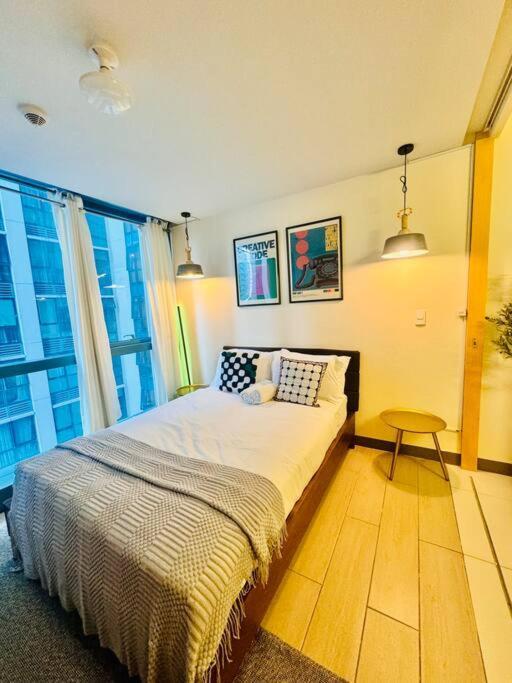 One Uptown Residences Bgc 따구익 외부 사진