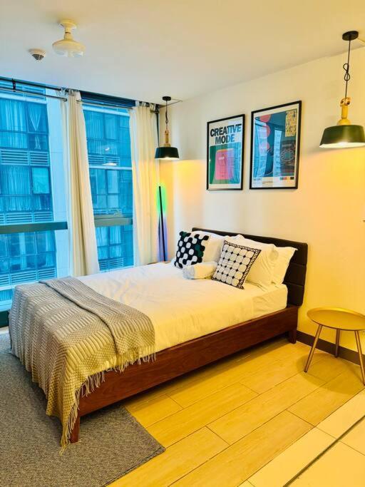 One Uptown Residences Bgc 따구익 외부 사진