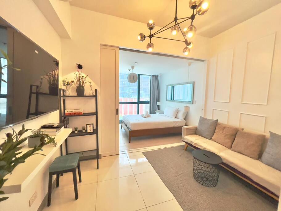 One Uptown Residences Bgc 따구익 외부 사진