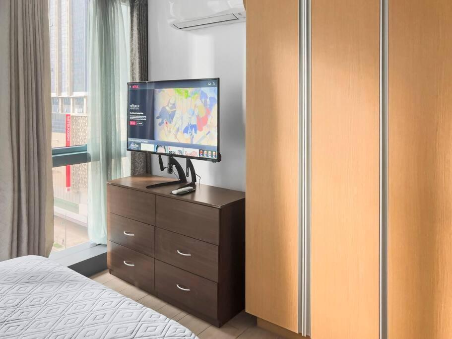 One Uptown Residences Bgc 따구익 외부 사진